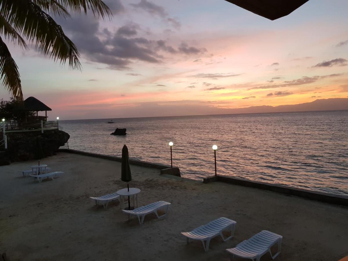 Tauig Beach Resort 몰볼 외부 사진