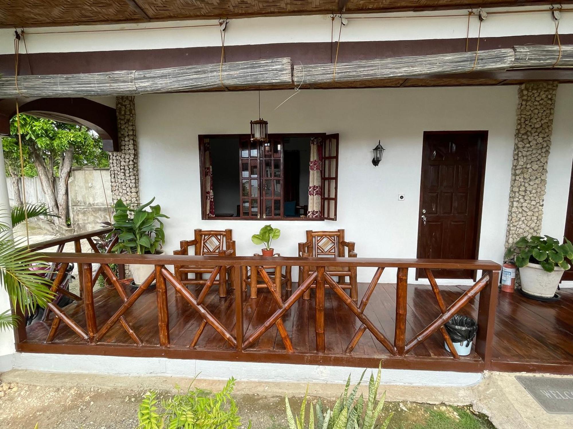 Tauig Beach Resort 몰볼 외부 사진