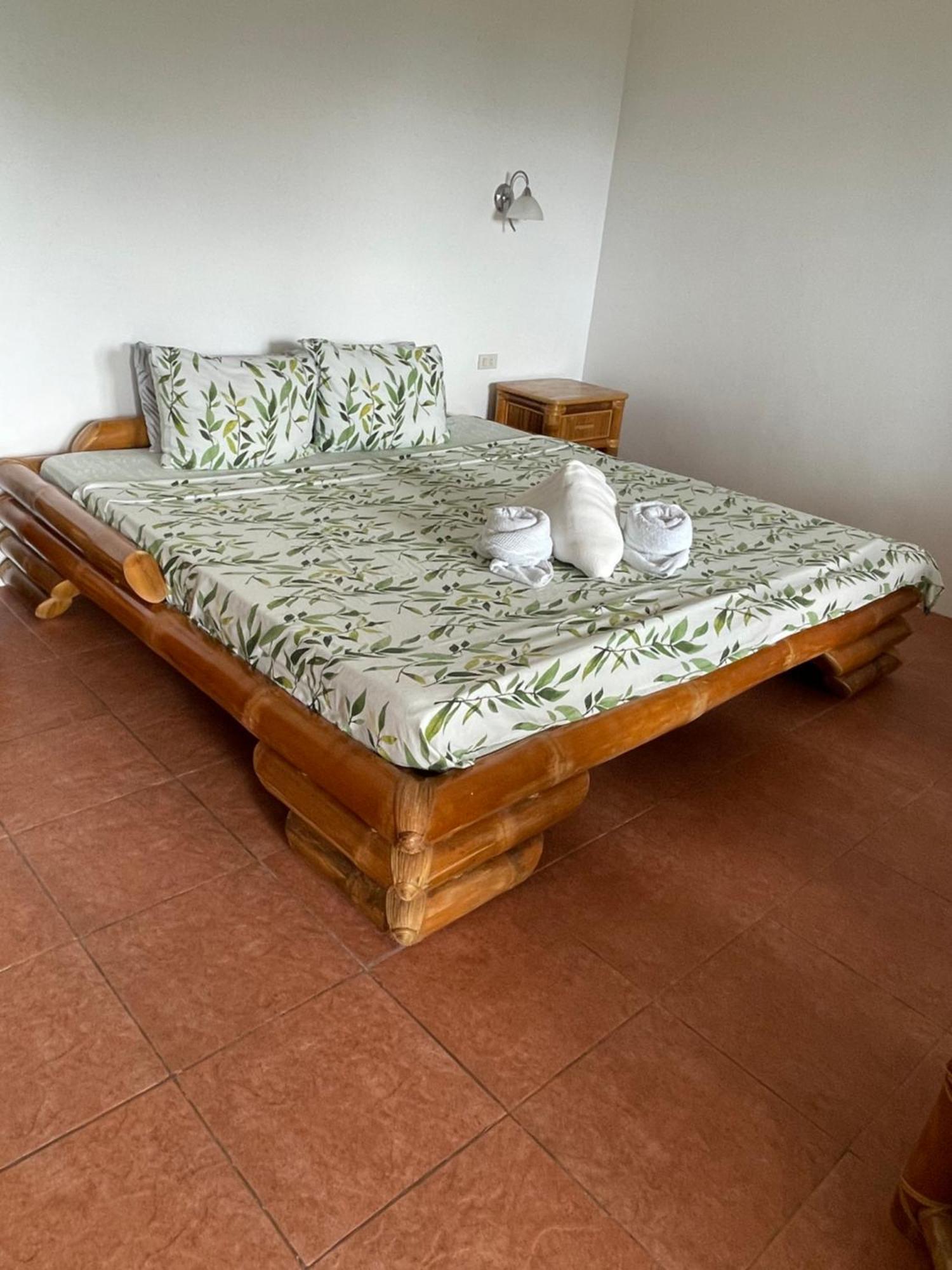 Tauig Beach Resort 몰볼 외부 사진