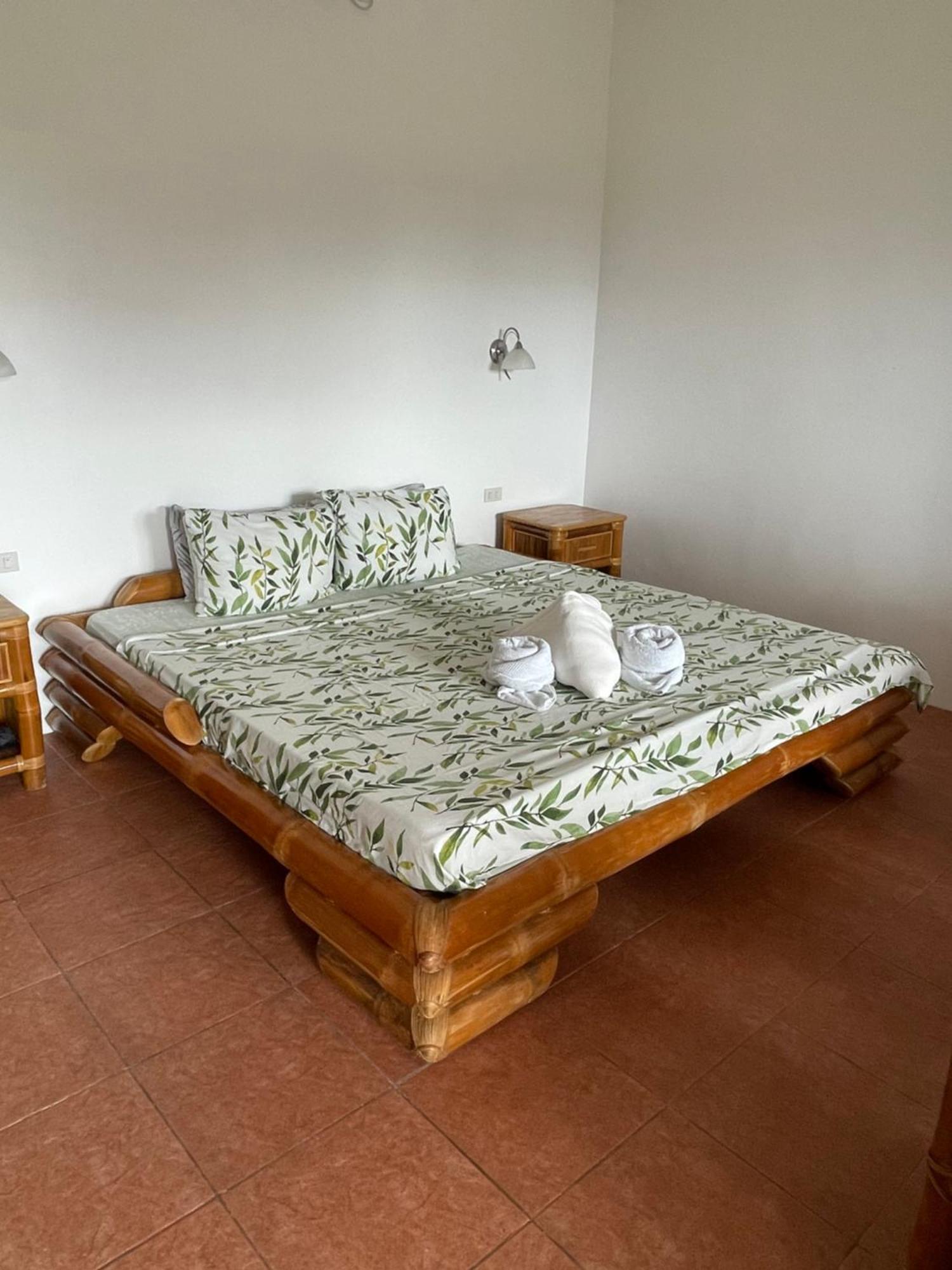 Tauig Beach Resort 몰볼 외부 사진